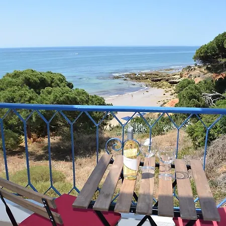 Casa Joao Bravo * Αλμπουφέιρα