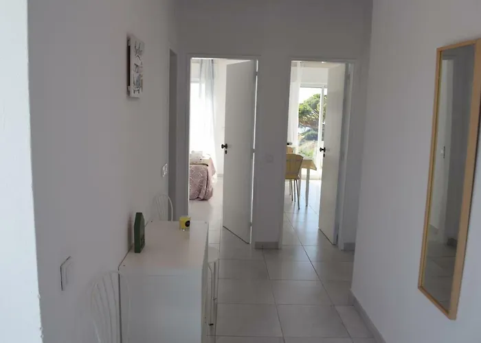 Casa Joao Bravo דירה